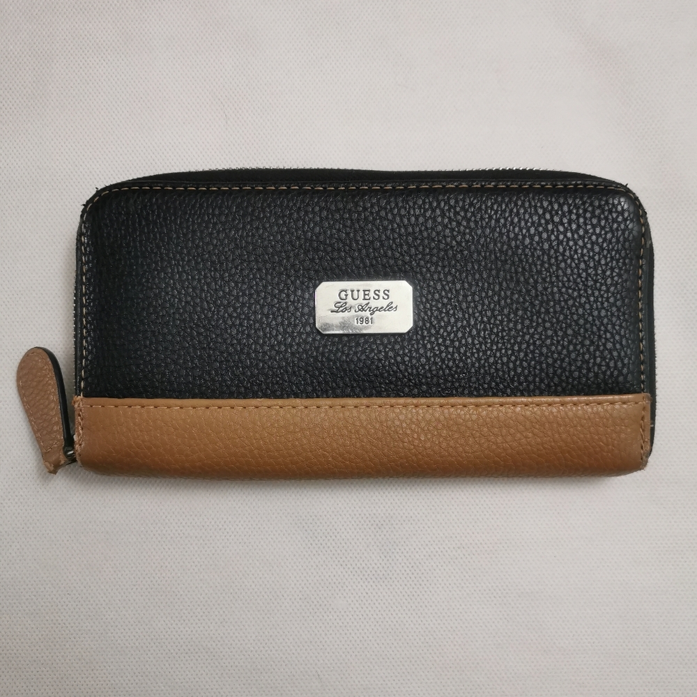 Guess Zip Around Wallet